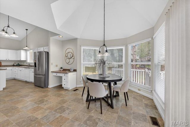 322 Summer Haven Court, O'fallon, MO 63368