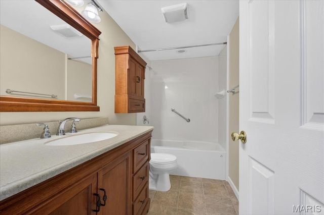 322 Summer Haven Court, O'fallon, MO 63368