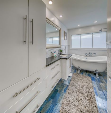 626 N J Street, Lake Worth Beach, FL 33460