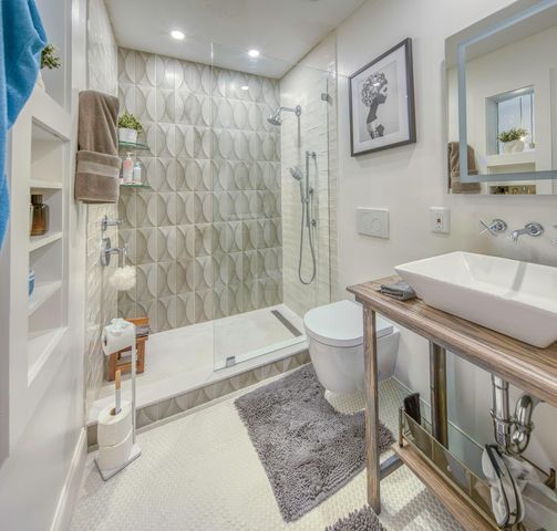 626 N J Street, Lake Worth Beach, FL 33460