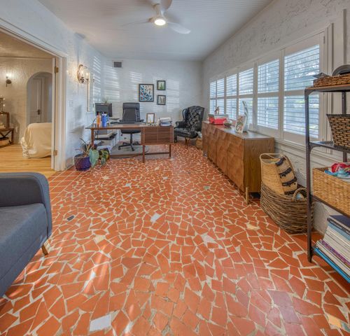 626 N J Street, Lake Worth Beach, FL 33460