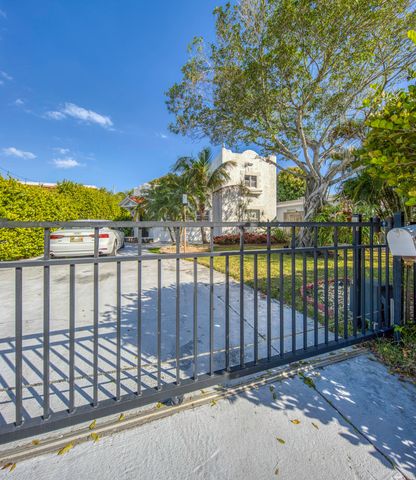 626 N J Street, Lake Worth Beach, FL 33460