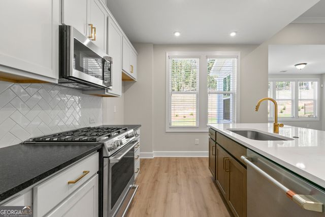 428 Geneva Way, Hoschton, GA 30548