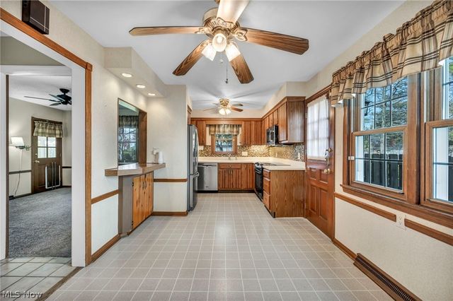 23066 Stoneybrook Drive, North Olmsted, OH 44070