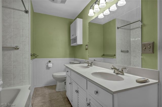 23066 Stoneybrook Drive, North Olmsted, OH 44070