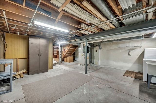 23066 Stoneybrook Drive, North Olmsted, OH 44070