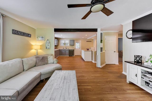 2743 BAYSIDE BEACH RD, Pasadena, MD 21122