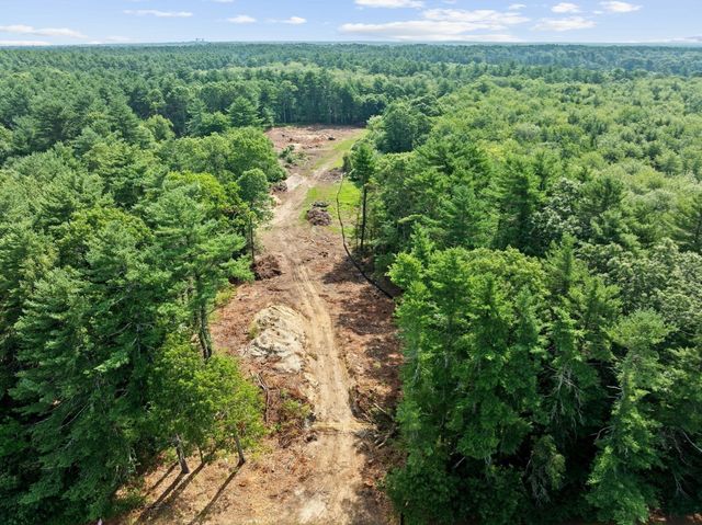 168 Bedford St., Lot 3, Lakeville, MA 02347