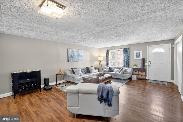 2103 GIBBONS CT, Waldorf, MD 20602