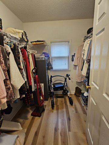 2411 Sherwood Rd, Sewanee, TN 37375