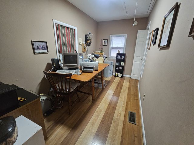 2411 Sherwood Rd, Sewanee, TN 37375