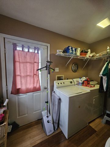 2411 Sherwood Rd, Sewanee, TN 37375