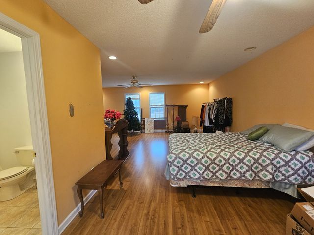 2411 Sherwood Rd, Sewanee, TN 37375