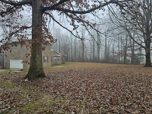 2411 Sherwood Rd, Sewanee, TN 37375