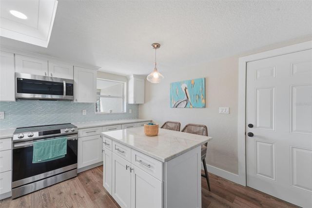 5400 ALMAR DRIVE, Punta Gorda, FL 33950