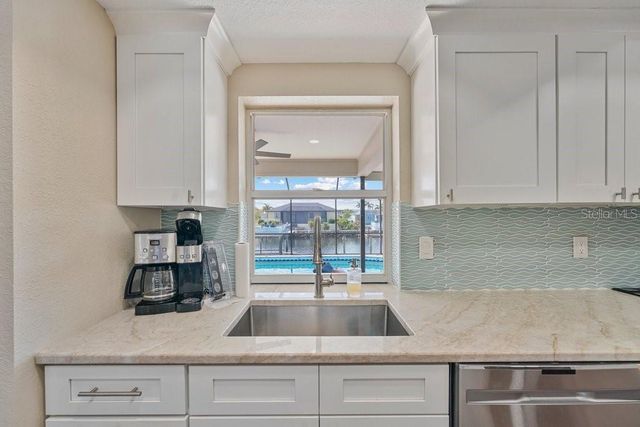 5400 ALMAR DRIVE, Punta Gorda, FL 33950