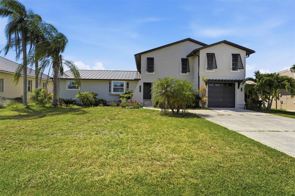 5400 ALMAR DRIVE, Punta Gorda, FL 33950