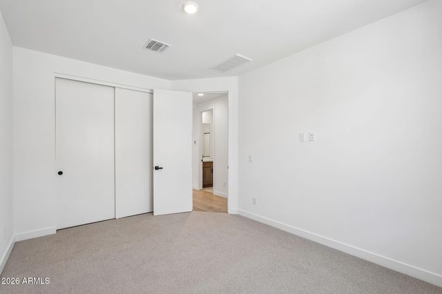 7953 W LOMA Lane, Peoria, AZ 85345