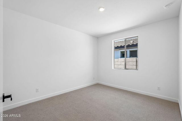 7953 W LOMA Lane, Peoria, AZ 85345