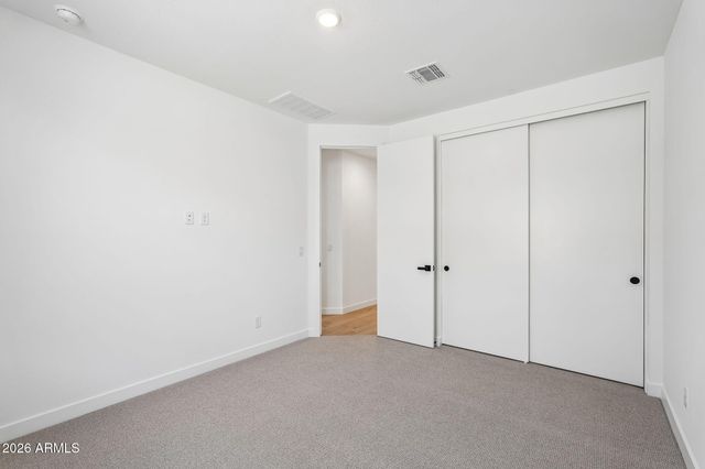 7953 W LOMA Lane, Peoria, AZ 85345