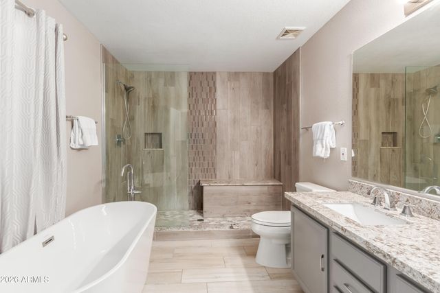 3219 W Molly Lane, Phoenix, AZ 85083