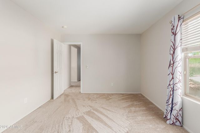 3219 W Molly Lane, Phoenix, AZ 85083