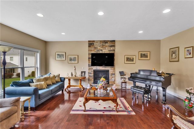 1010 Country Club Drive, Penn Twp, PA 15644