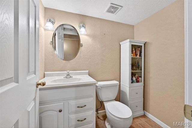 1101 Silo Bend Drive 349B, Wentzville, MO 63385