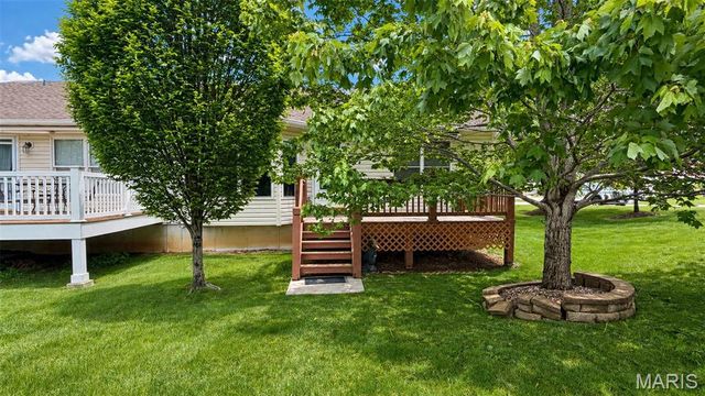 1101 Silo Bend Drive 349B, Wentzville, MO 63385