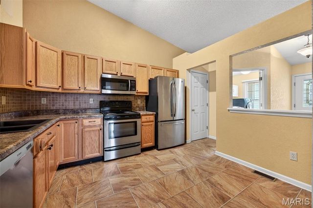 1101 Silo Bend Drive 349B, Wentzville, MO 63385
