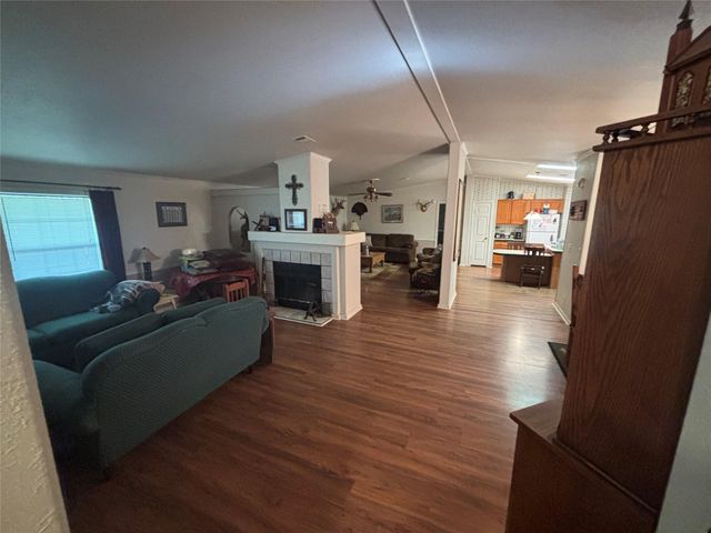 7663 State Highway 7 W, Jewett, TX 75846