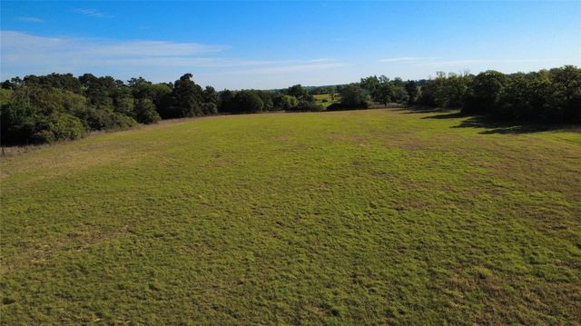 7663 State Highway 7 W, Jewett, TX 75846