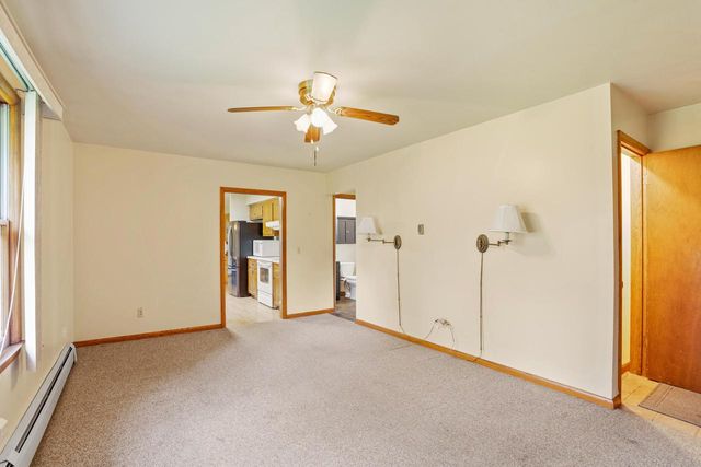 N3W27282 Arrowhead TRAIL, Waukesha, WI 53188