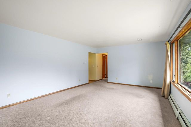 N3W27282 Arrowhead TRAIL, Waukesha, WI 53188