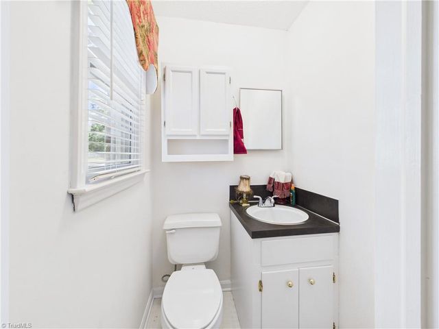 4804 Old Lexington Road, Asheboro, NC 27205