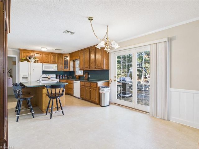 4804 Old Lexington Road, Asheboro, NC 27205