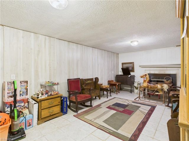 4804 Old Lexington Road, Asheboro, NC 27205