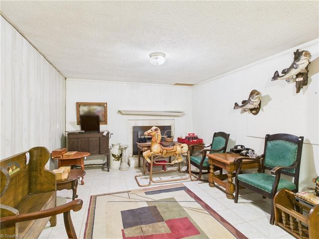 4804 Old Lexington Road, Asheboro, NC 27205