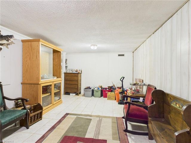 4804 Old Lexington Road, Asheboro, NC 27205