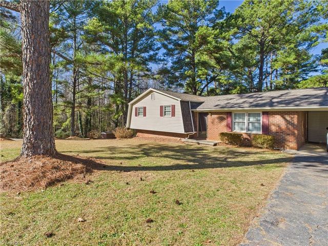 4804 Old Lexington Road, Asheboro, NC 27205