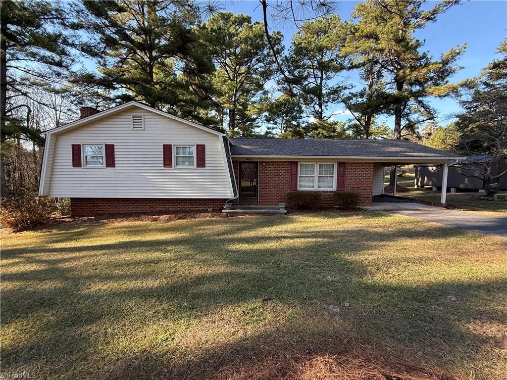 4804 Old Lexington Road, Asheboro, NC 27205