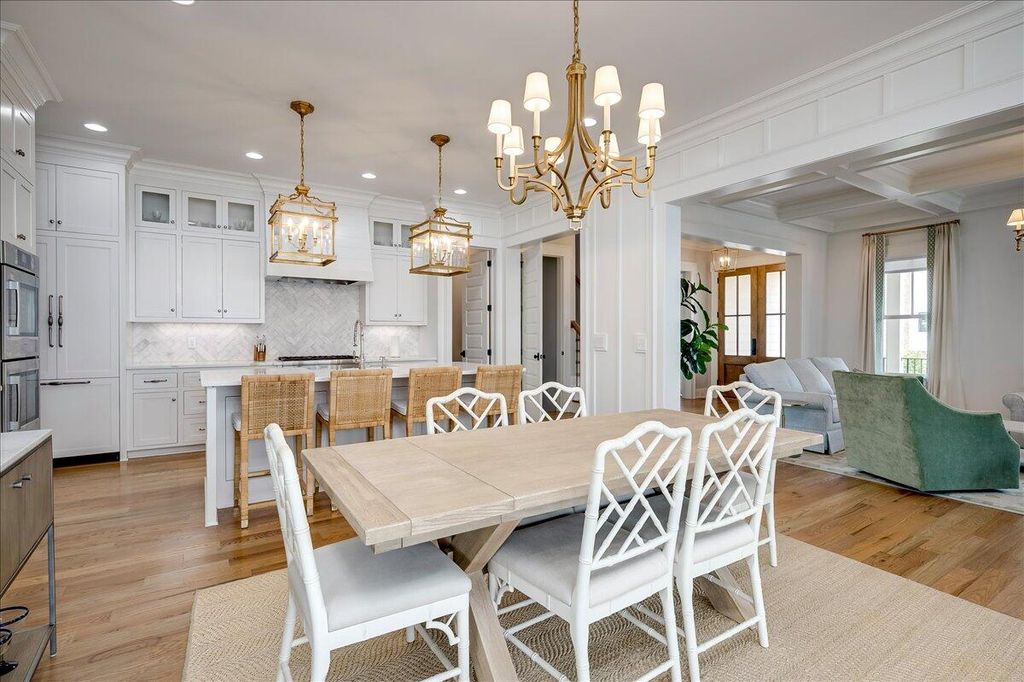 Image 13 of property listing at 612 Whimbrel Court, Evans, GA 30809