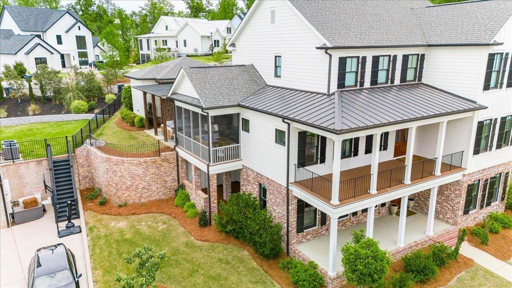 Image 4 of property listing at 612 Whimbrel Court, Evans, GA 30809