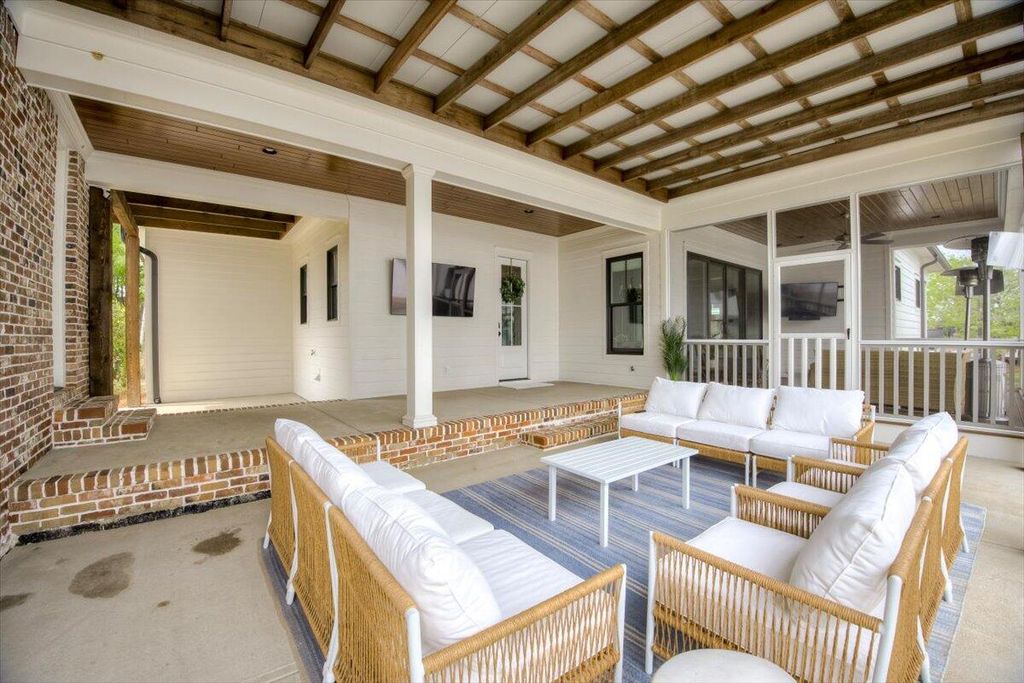 Image 64 of property listing at 612 Whimbrel Court, Evans, GA 30809