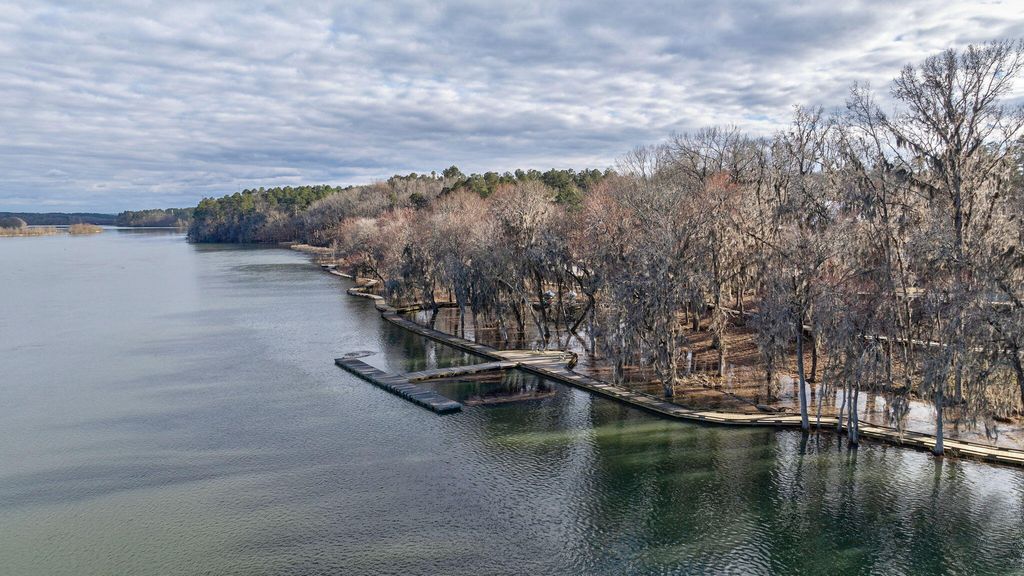 Image 75 of property listing at 612 Whimbrel Court, Evans, GA 30809