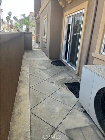 121 21st, Huntington Beach, CA 92648