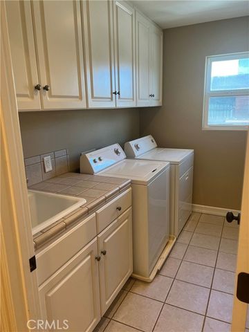 121 21st, Huntington Beach, CA 92648