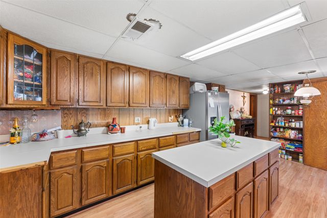 1301 County Road 2405, Kemp, TX 75143