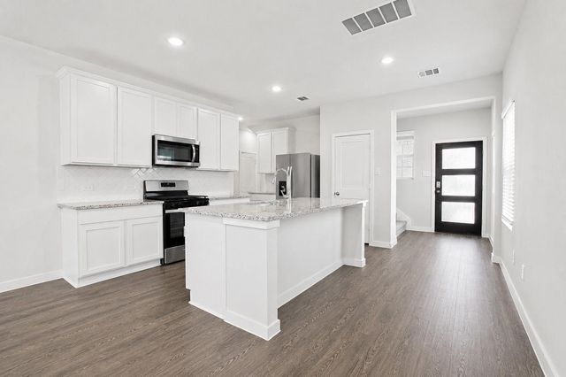 8131 Arrowroot Lane, Magnolia, TX 77354