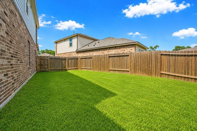 8131 Arrowroot Lane, Magnolia, TX 77354